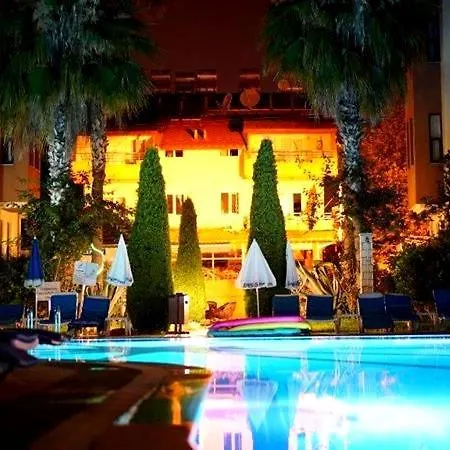Aparthotel Papaya *